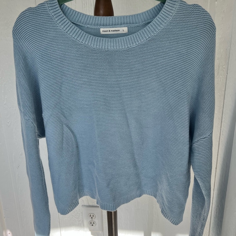 🌙 Moon & Madison Light Blue 100% Cotton Knit Sweater – Size L
